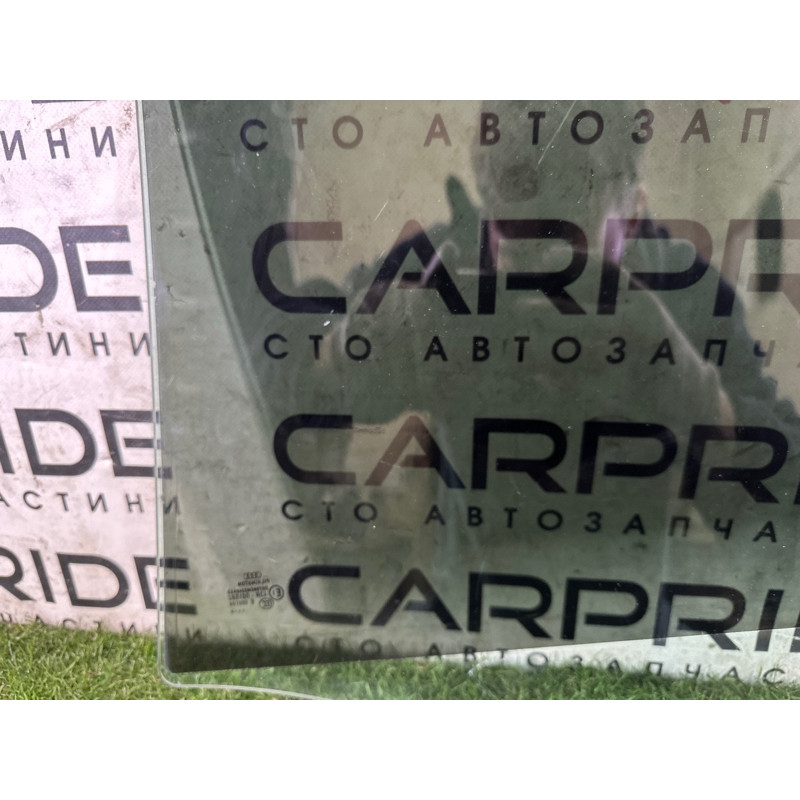 Скло (кузов і елементи) AUDI A4 B8 2014 2.0 TFSI 8K5845205E