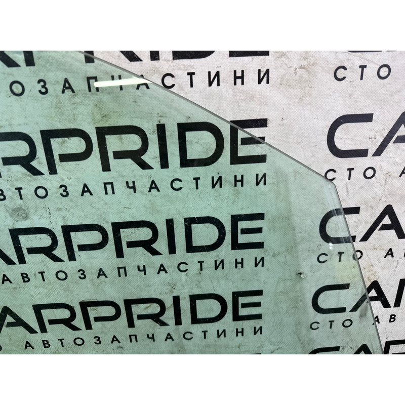 Стекло (кузов и элементы) AUDI Q5 8R 2012 3.2 8R0845202C