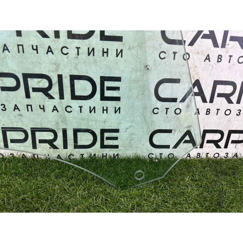 Стекло (кузов и элементы) AUDI Q5 8R 2012 3.2 8R0845202C