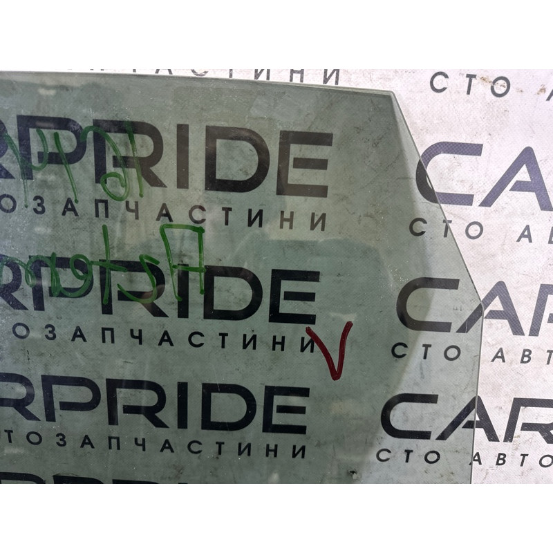 Стекло (кузов и элементы) AUDI Q5 8R 2012 3.2 8R0845206G