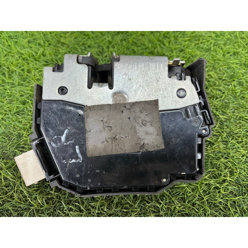 Замок двери (кузов и элементы) LAND ROVER FREELANDER L314 1999 1.8B ALR9787