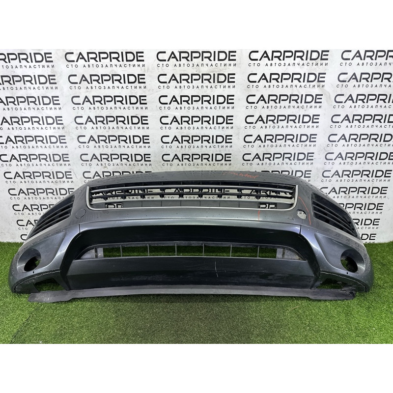 Бампер (зовнішні елементи кузова) Volkswagen Touareg NF 2013 3.6 CGRA 7P6807221CGRU