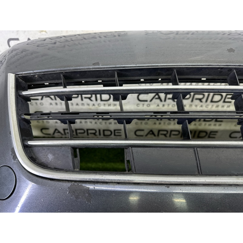 Бампер (зовнішні елементи кузова) Volkswagen Touareg NF 2013 3.6 CGRA 7P6807221CGRU