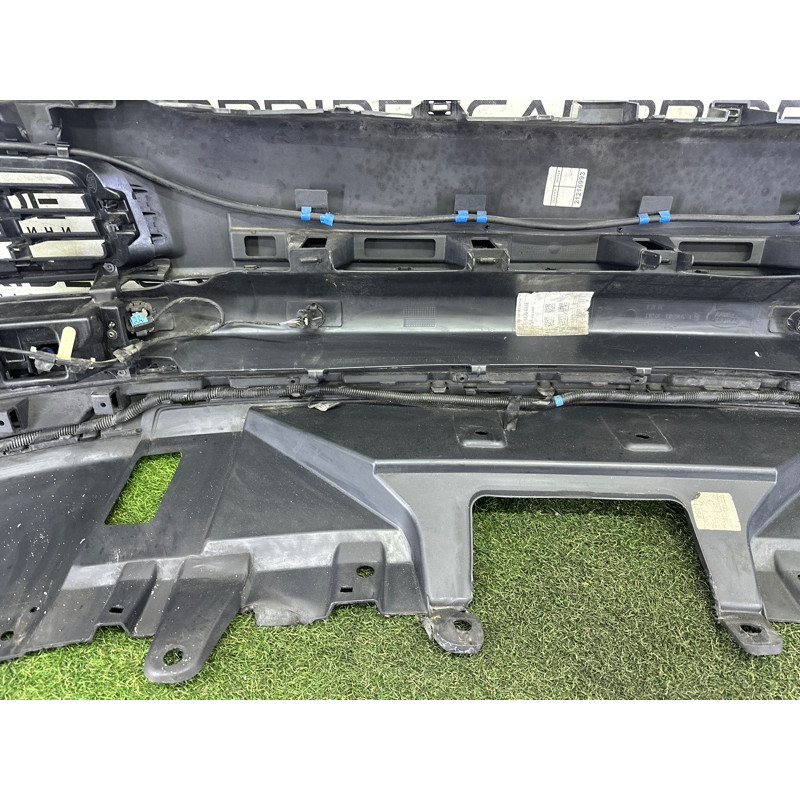 Бампер (наружные элементы кузова) LAND ROVER Range Rover L405 2014 5.0 LR064628