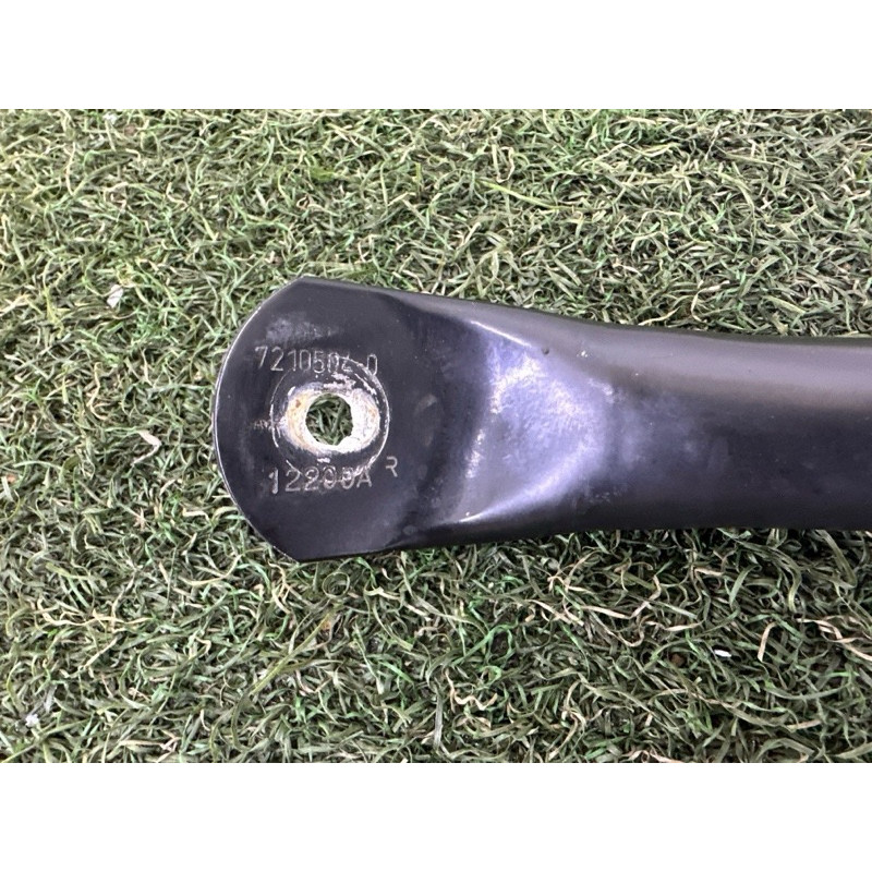Розпірка передньої панелі (кузов і елементи) BMW X3 F25 2013 2.0 51647210504