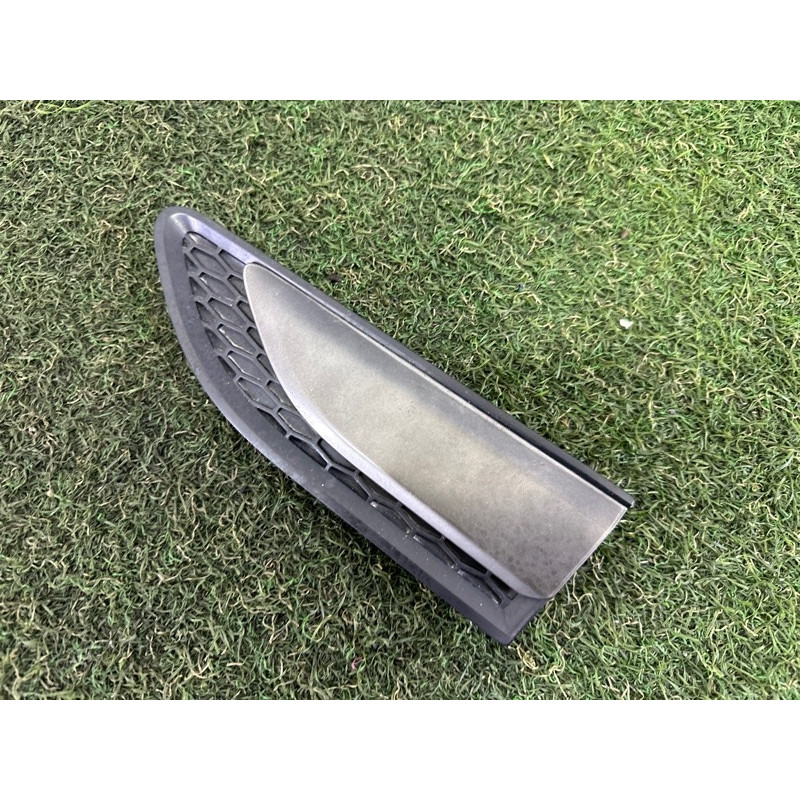 Молдинг крила (кузов и элементы) LAND ROVER Discovery Sport L550 2016 2.0 LR058538