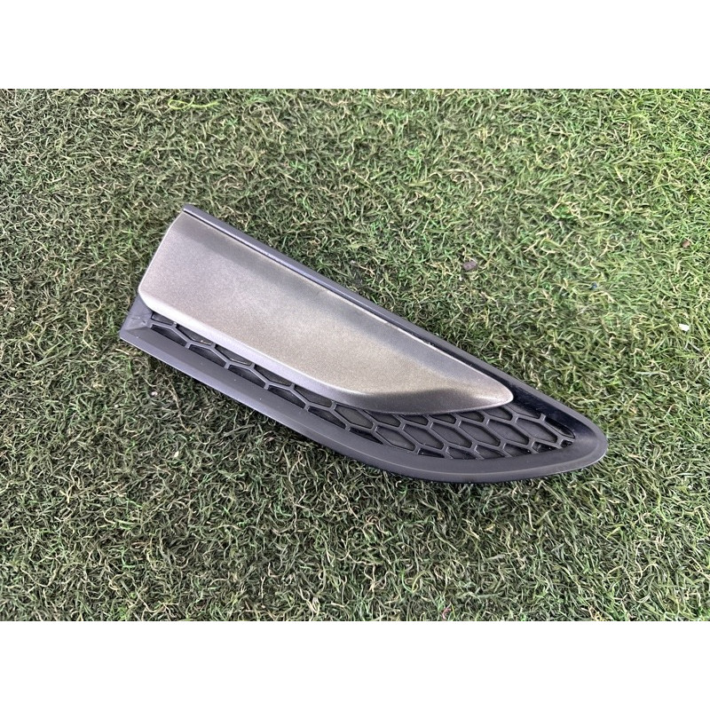 Молдинг крила (кузов и элементы) LAND ROVER Discovery Sport L550 2016 2.0 LR058535