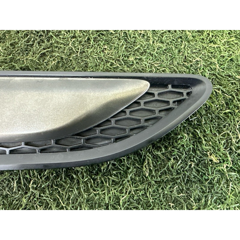 Молдинг крила (кузов и элементы) LAND ROVER Discovery Sport L550 2016 2.0 LR058535