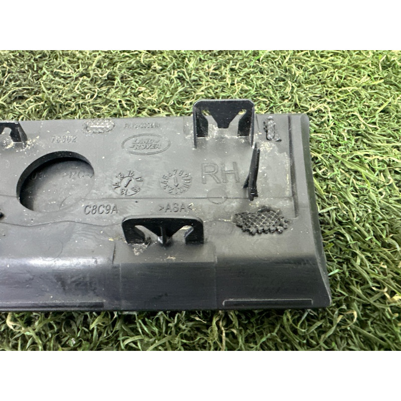 Молдинг крила (кузов и элементы) LAND ROVER Discovery Sport L550 2016 2.0 LR058535