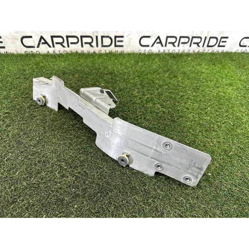 Кронштейн фары (кузов и элементы) BMW X5 F15 2015 3.0 51647294491