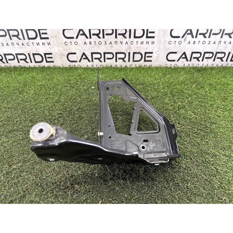 Кронштейн фары (кузов и элементы) BMW X1 F48 2016 2.0 51647342501