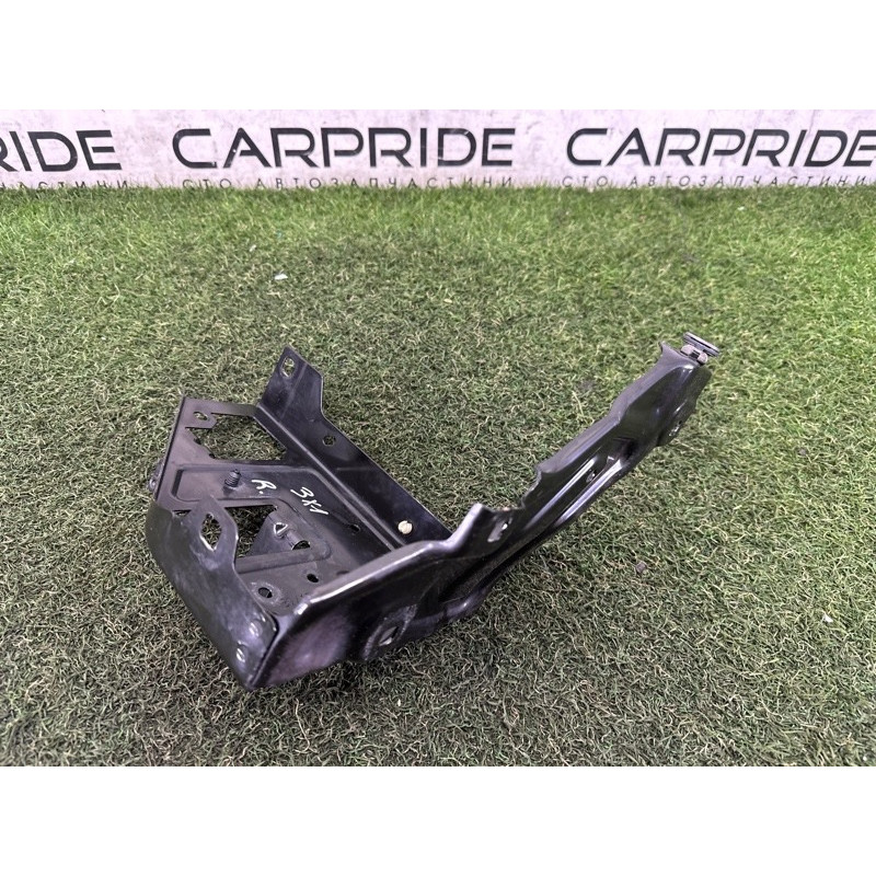Кронштейн фары (кузов и элементы) BMW X1 F48 2016 2.0 51647342502