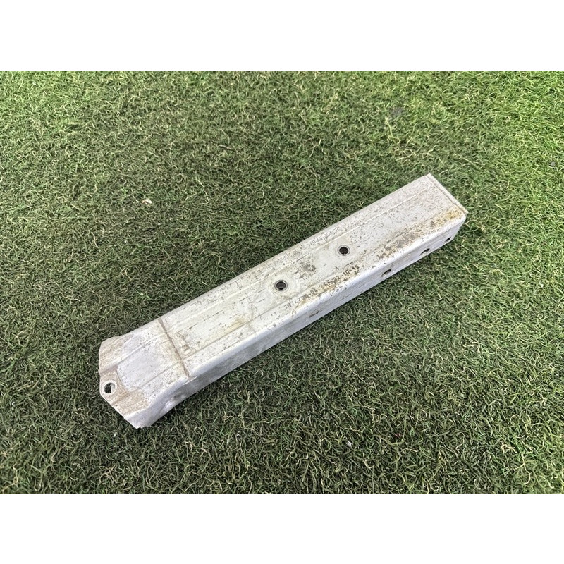 Кронштейн посилювача бампера (скло та дзеркала) BMW X1 F48 2016 2.0 51117374790