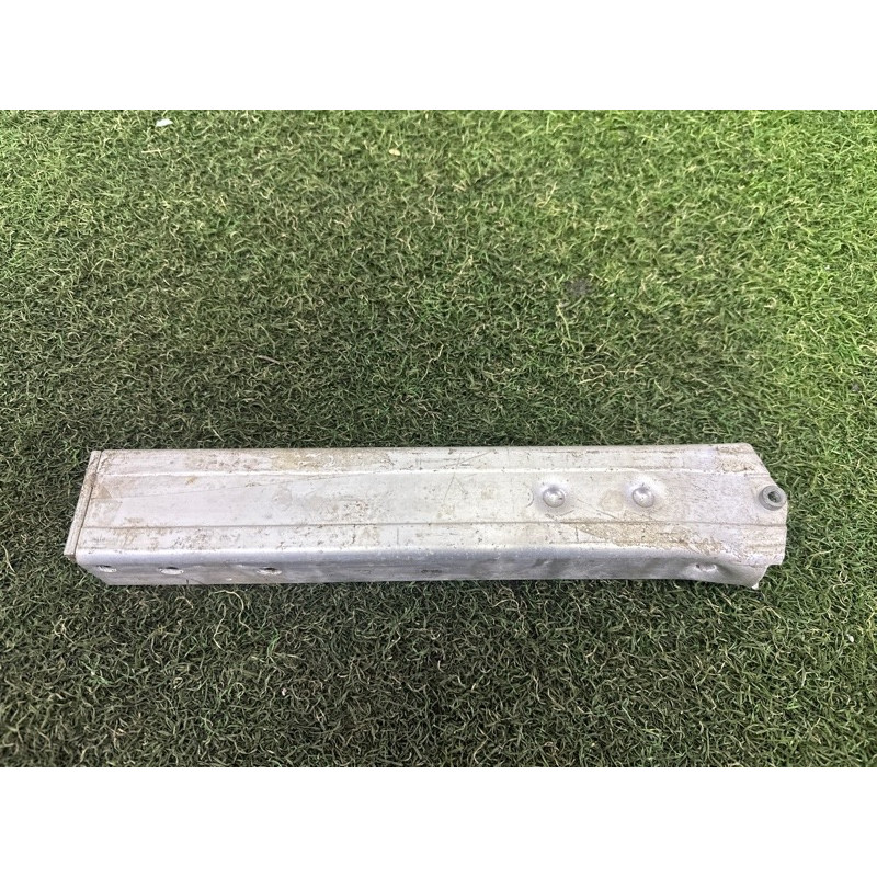 Кронштейн посилювача бампера (скло та дзеркала) BMW X1 F48 2016 2.0 51117374790