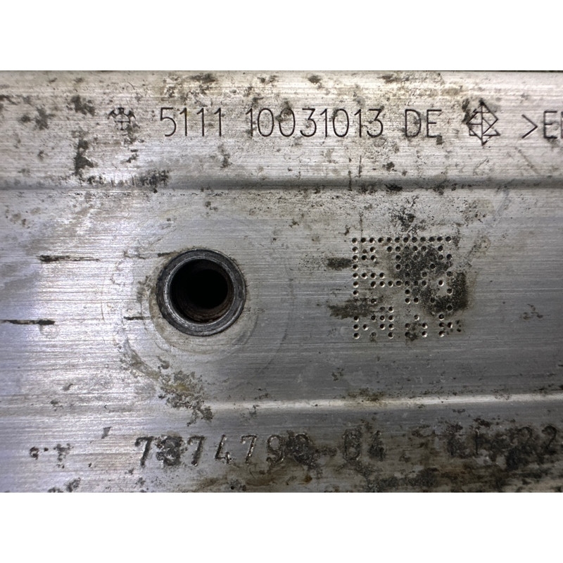 Кронштейн посилювача бампера (скло та дзеркала) BMW X1 F48 2016 2.0 51117374790