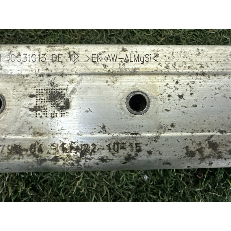 Кронштейн посилювача бампера (скло та дзеркала) BMW X1 F48 2016 2.0 51117374790