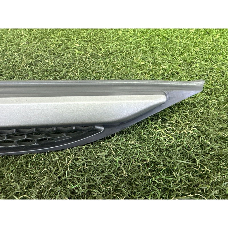 Молдинг крыла (кузов и элементы) LAND ROVER Range Rover Evoque L538 2015 2.0 LR027316