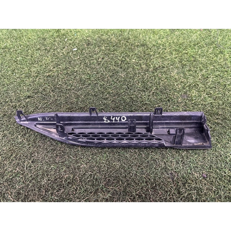 Молдинг крыла (кузов и элементы) LAND ROVER Range Rover Evoque L538 2015 2.0 LR027316