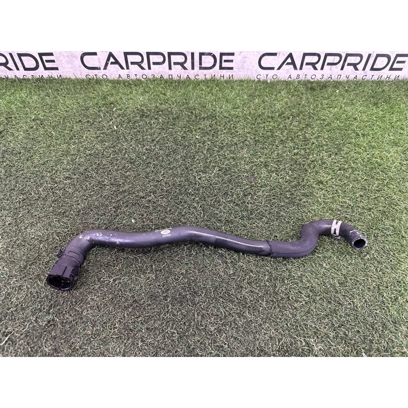 Патрубок (система охлаждения) LAND ROVER Range Rover L405 2014 5.0 LR034625