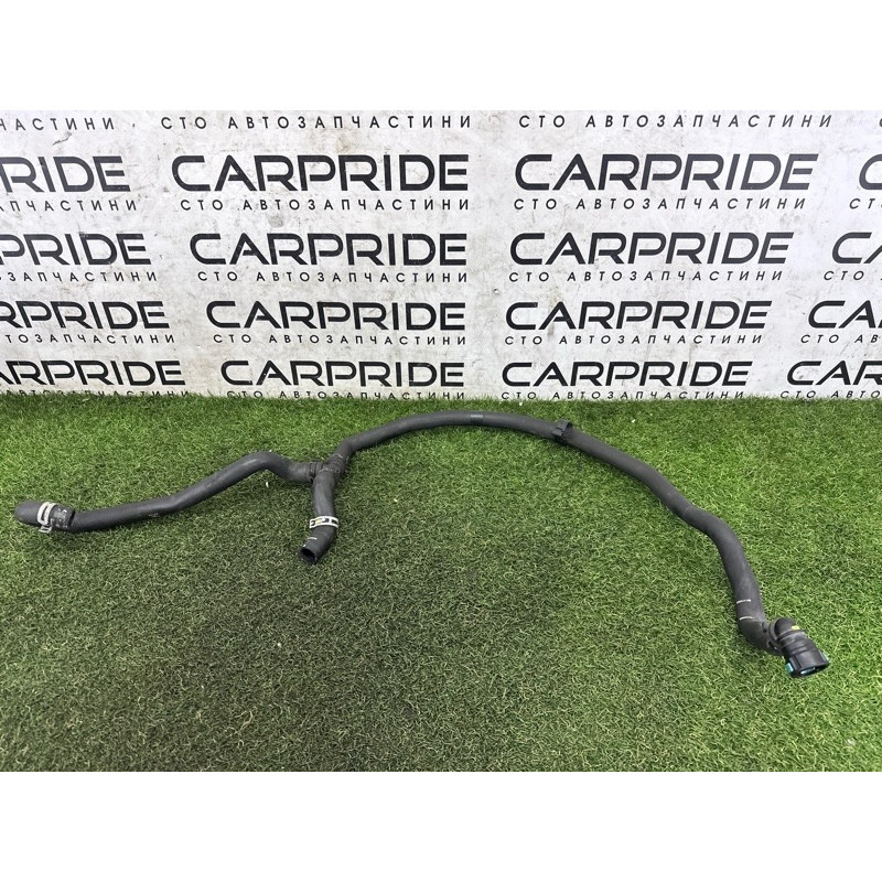 Патрубок (система охлаждения) LAND ROVER Range Rover L405 2014 5.0 LR034628