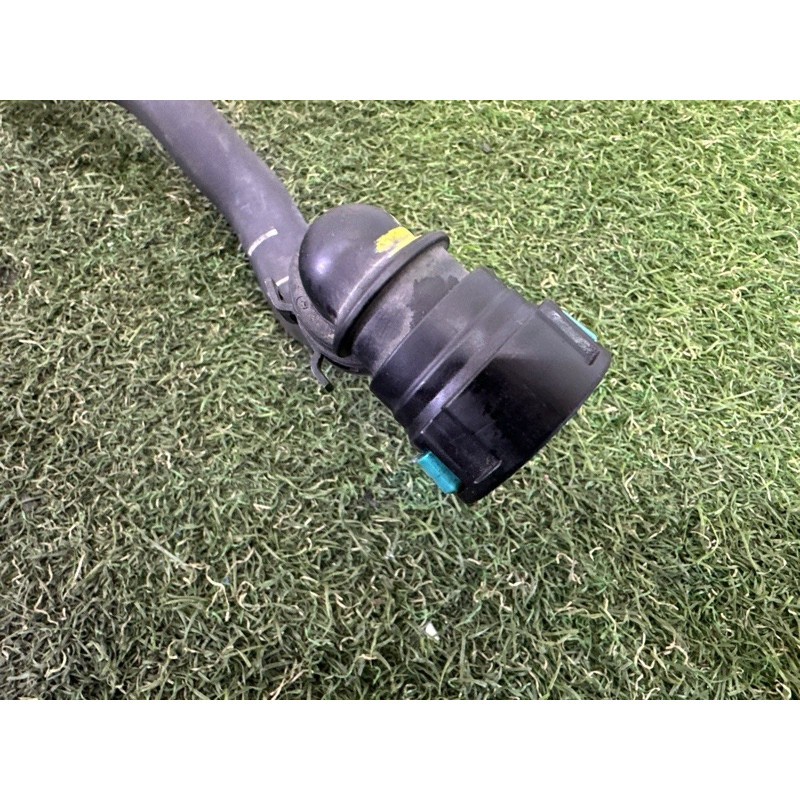 Патрубок (система охлаждения) LAND ROVER Range Rover L405 2014 5.0 LR034628