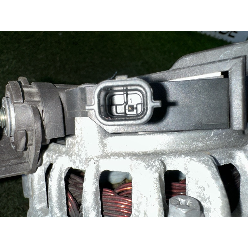 Генератор (электрика) Nissan Rogue T33 2021 2.5 231006RA0B