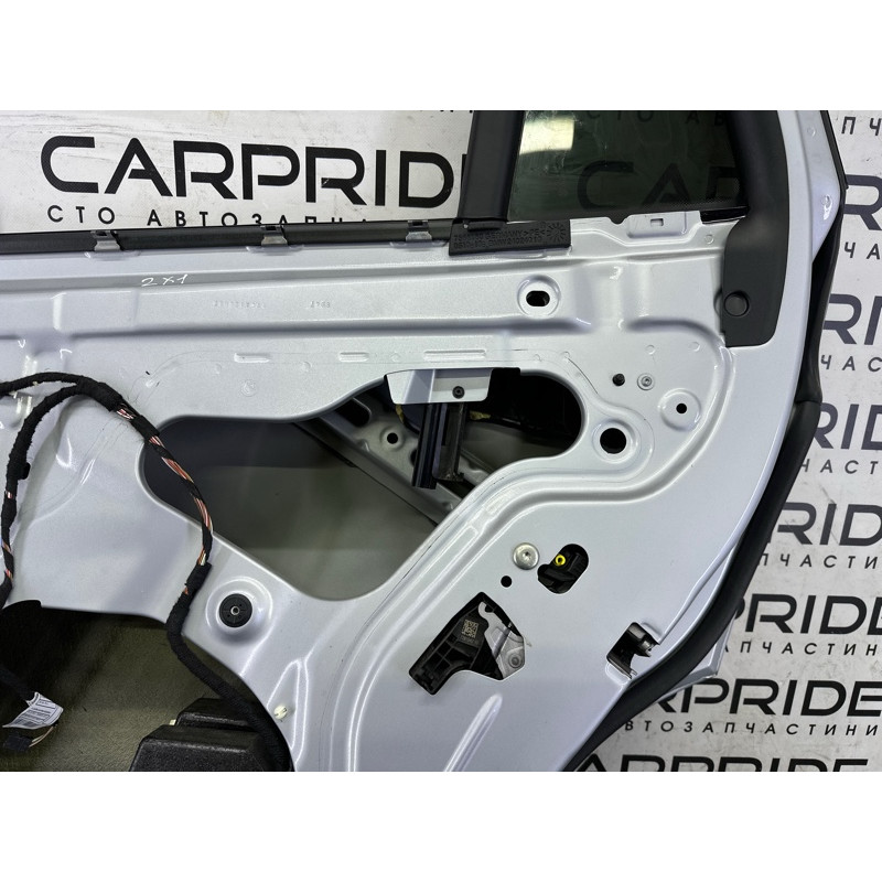 Дверь (наружные элементы кузова) BMW X1 F48 2018 2.0 41007461352