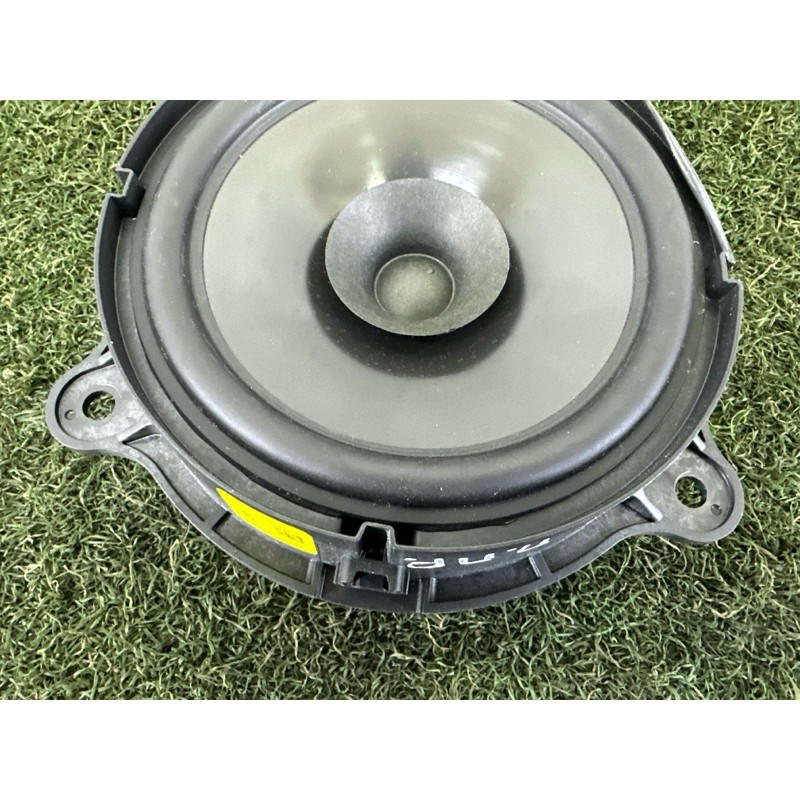 Динамик (электрика) Nissan Rogue T33 2021 2.5 281566RR0A