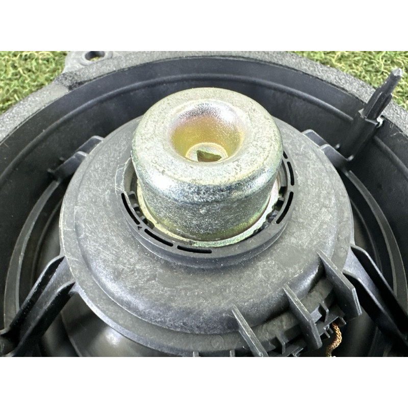 Динамик (электрика) Nissan Rogue T33 2021 2.5 281566RR0A