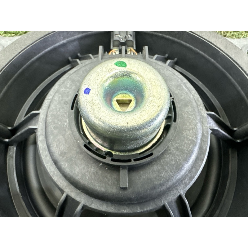 Динамик (электрика) Nissan Rogue T33 2022 1.5 281566RR0A