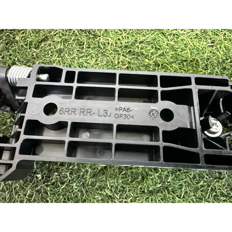 Кронштейн ручки двери (кузов и элементы) Nissan Rogue T33 2022 1.5 826116RR0A