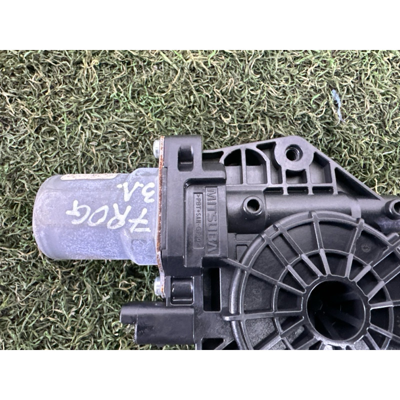 Мотор склопідйомника (електрика) Nissan Rogue T33 2021 2.5 807316RA0A