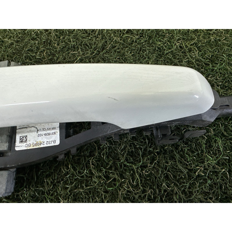Ручка двери внешняя (кузов и элементы) LAND ROVER Range Rover Evoque L538 2015 2.0 LR061200