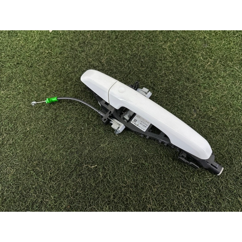 Ручка двери внешняя (кузов и элементы) LAND ROVER Range Rover Evoque L538 2015 2.0 LR061200
