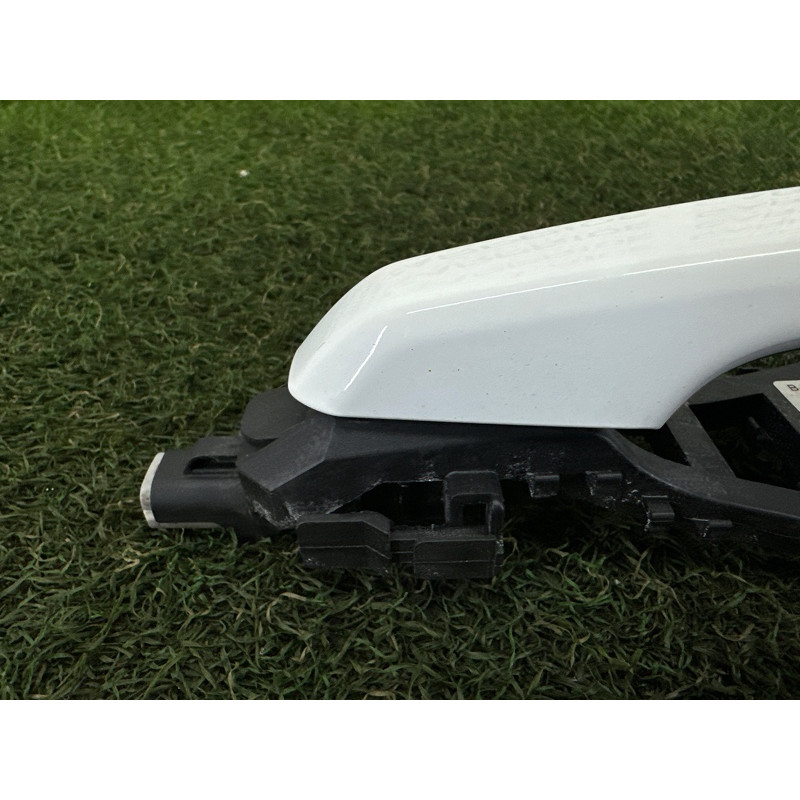 Ручка двери внешняя (кузов и элементы) LAND ROVER Range Rover Evoque L538 2015 2.0 LR061200
