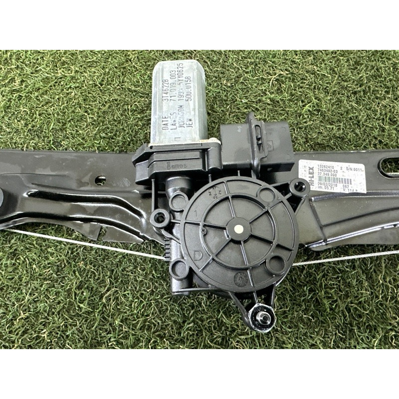 Механизм стеклоподъемника с мотором (кузов и элементы) BMW X1 F48 2018 2.0 51357490200