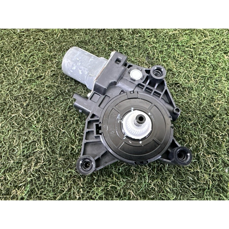 Мотор стеклоподъемника (электрика) Nissan Rogue T33 2021 2.5 807306RA0A