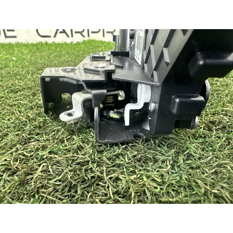 Замок двери (кузов и элементы) LAND ROVER Range Rover Evoque L538 2015 2.0 LR013891