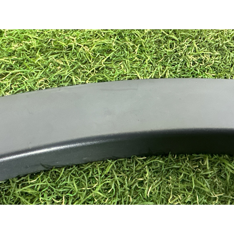 Накладка на крыло (кузов и элементы) LAND ROVER Range Rover Evoque L538 2015 2.0 LR027251