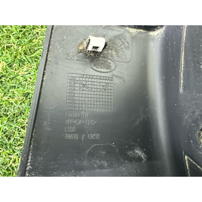 Накладка крила (кузов и элементы) LAND ROVER Discovery Sport L550 2016 2.0 LR061973