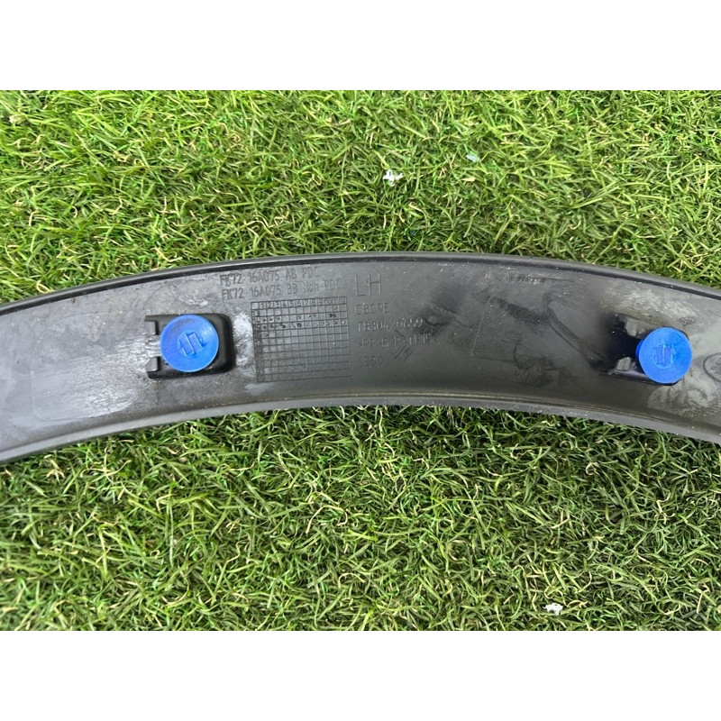 Накладка крила (кузов и элементы) LAND ROVER Discovery Sport L550 2016 2.0 LR061973