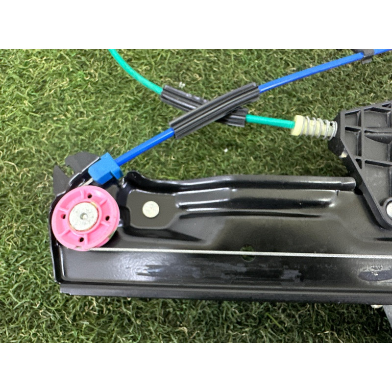 Механізм склопідйомника з мотором (кузов і елементи) BMW X1 F48 2016 2.0 51337434785