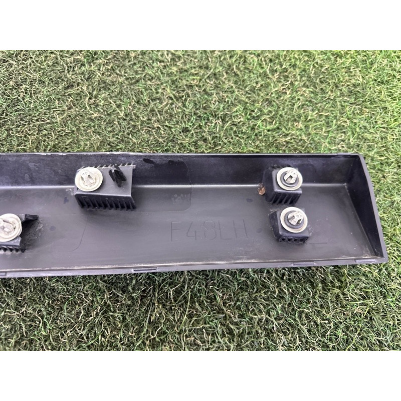 Накладка двері зовнішня (кузов і елементи) BMW X1 F48 2016 2.0 51137352093