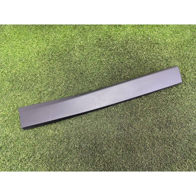 Зовнішній молдинг дверки (кузов і елементи) BMW X1 F48 2018 2.0 51137352094