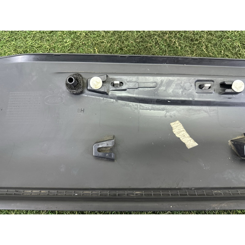 Накладка двери внешняя (кузов и элементы) LAND ROVER Range Rover Evoque L538 2015 2.0 LR053220