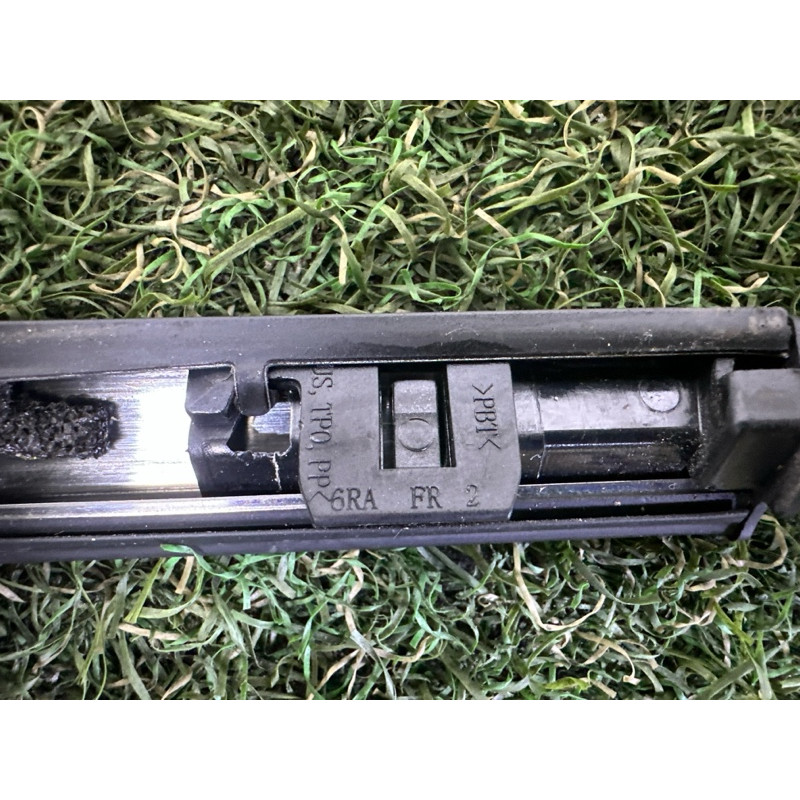 Молдинг скла (кузов і елементи) Nissan Rogue T33 2021 2.5 808206RA0A