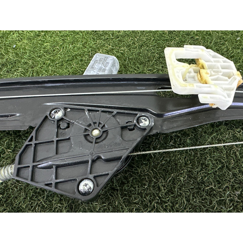 Механизм стеклоподъемника (кузов и элементы) BMW X1 F48 2016 2.0 51337434786