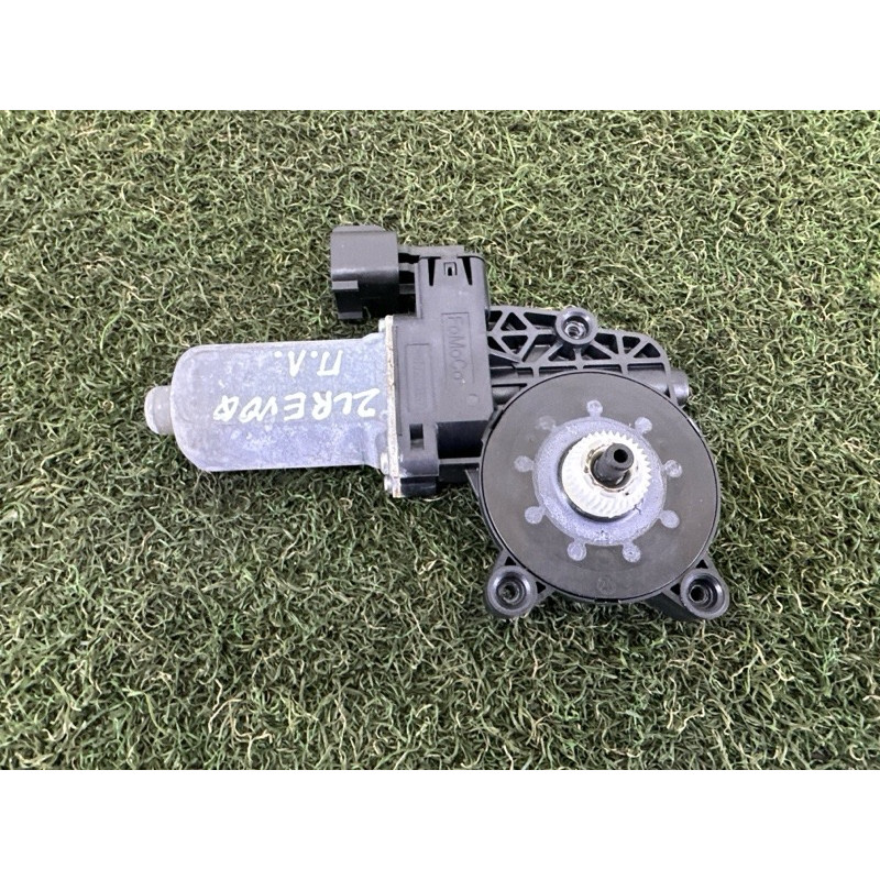 Мотор стеклоподъемника (электрика) LAND ROVER Range Rover Evoque L538 2015 2.0 LR031661