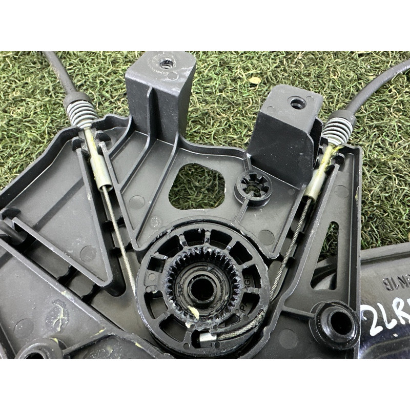 Механизм стеклоподъемника (кузов и элементы) LAND ROVER Range Rover Evoque L538 2015 2.0 LR046656