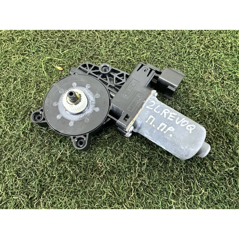 Мотор стеклоподъемника (электрика) LAND ROVER Range Rover Evoque L538 2015 2.0 LR031660